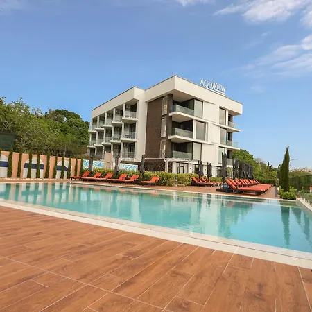 Seaview & Pool Apartment Varna
