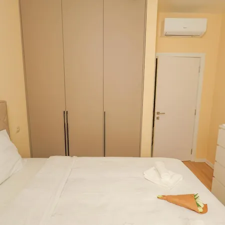 Apartment Seaview & Pool